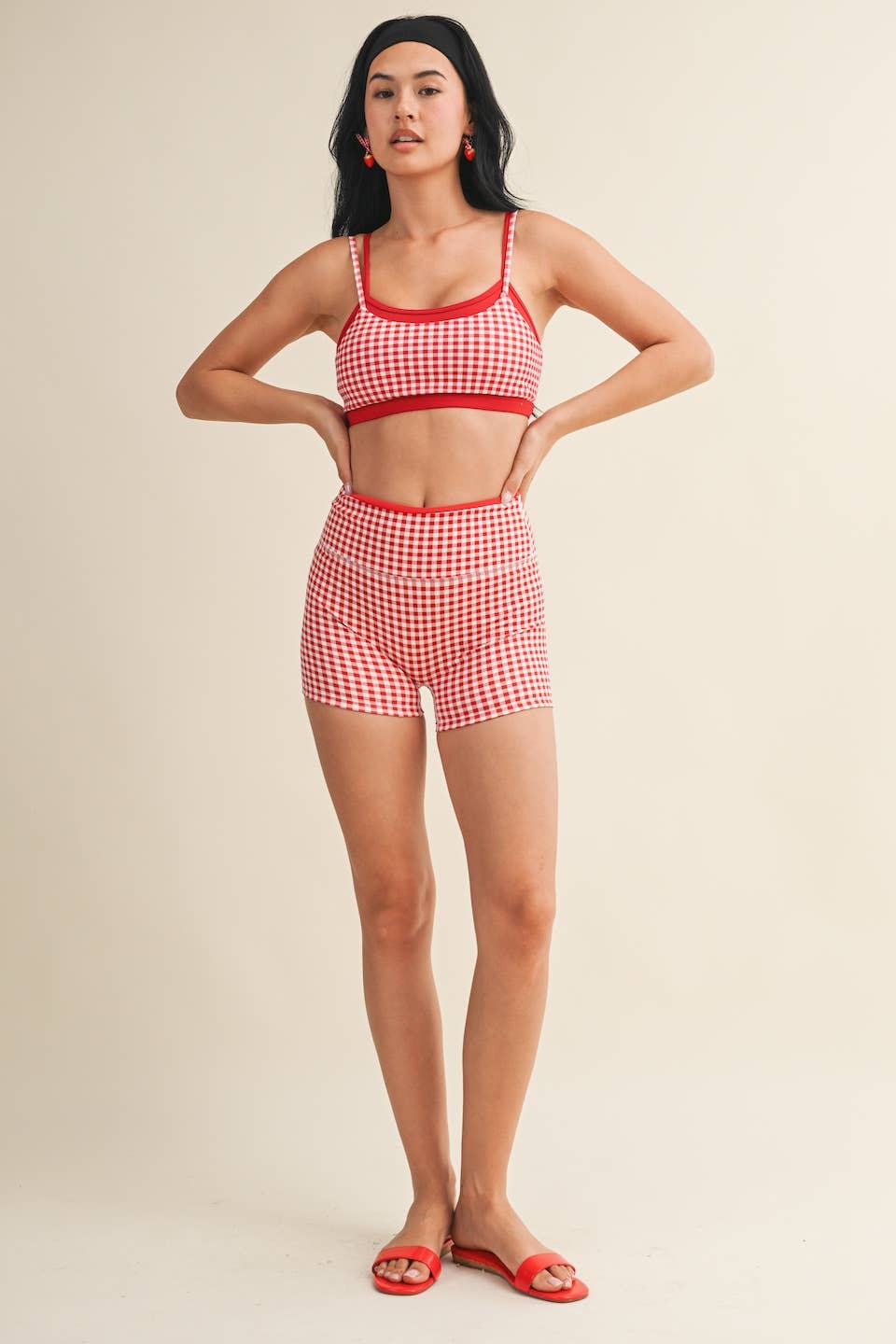 A New Arrival Gingham Print Double Layered Sports Bra: Red Gingham
