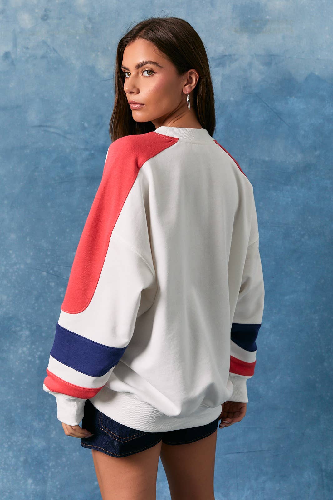 A New Arrival: LONG SLEEVE CREW NECK COLOR BLOCK OVERSIZED SWEATSHIRT: WHITE-RED-NAVY