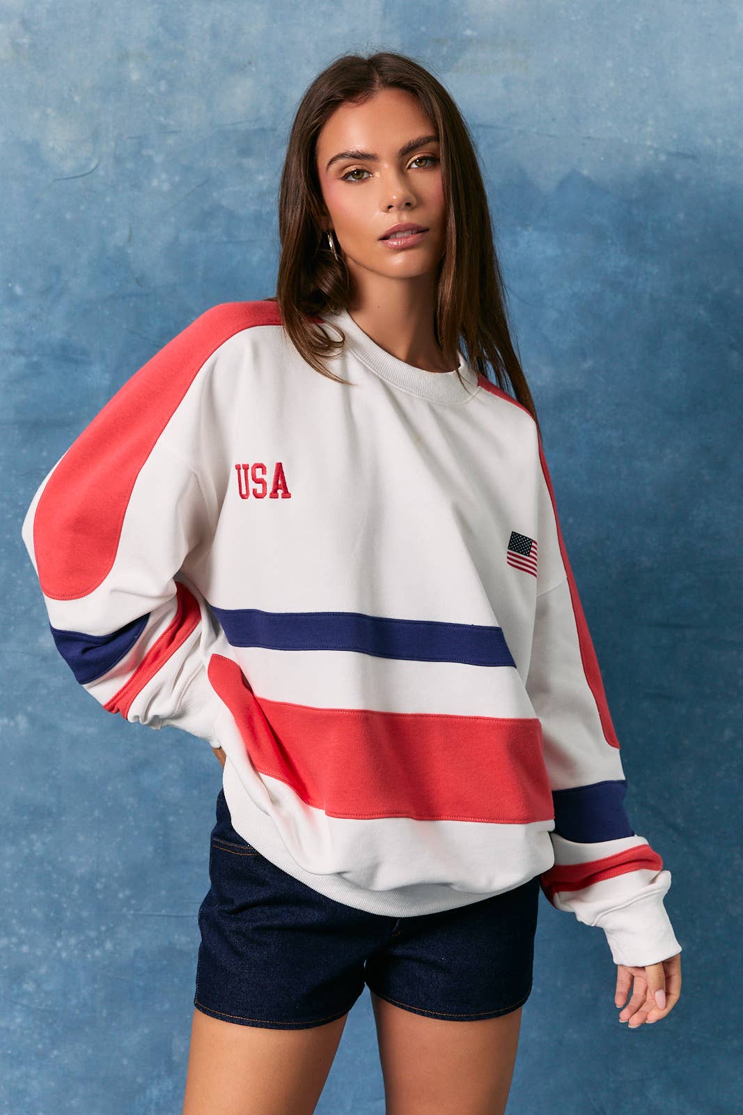 A New Arrival: LONG SLEEVE CREW NECK COLOR BLOCK OVERSIZED SWEATSHIRT: WHITE-RED-NAVY