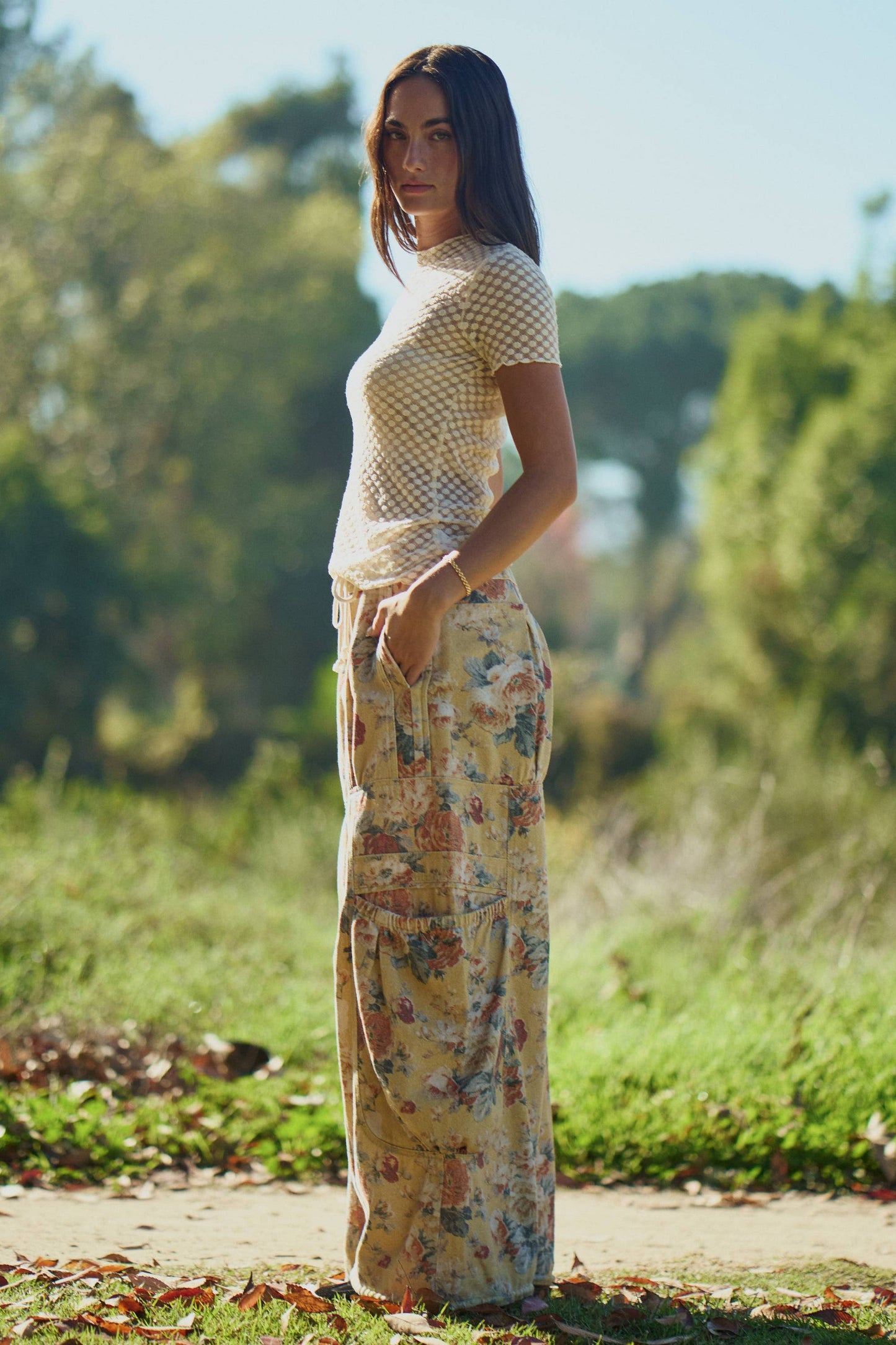 A New Arrival FLOWER PRINTED DENIM WAIST DROPPED POCKETS PANT: Yellow