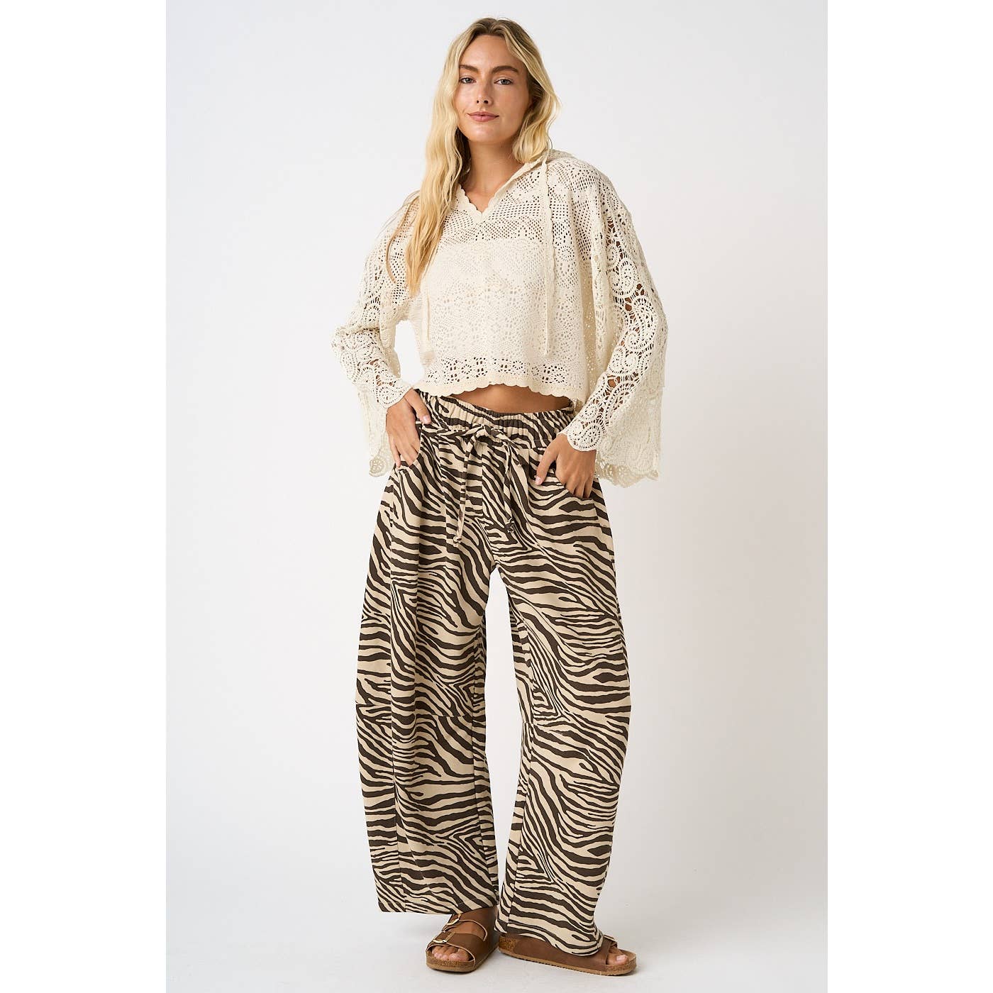 A New Arrival ZEBRA PRINT PULL-ON BARREL LEG PANTS: BROWN/BEIGE