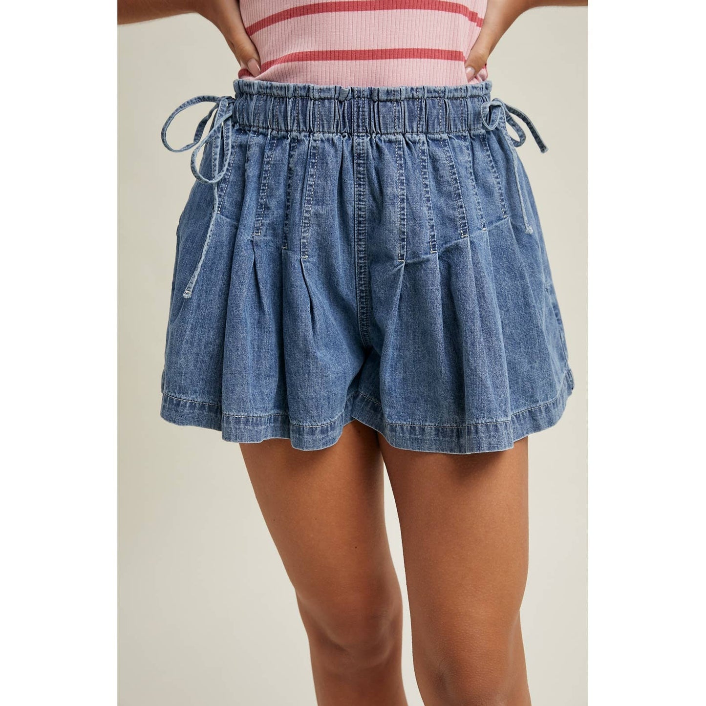 A New Arrival PLEATED DENIM SHORTS / M.DENIM