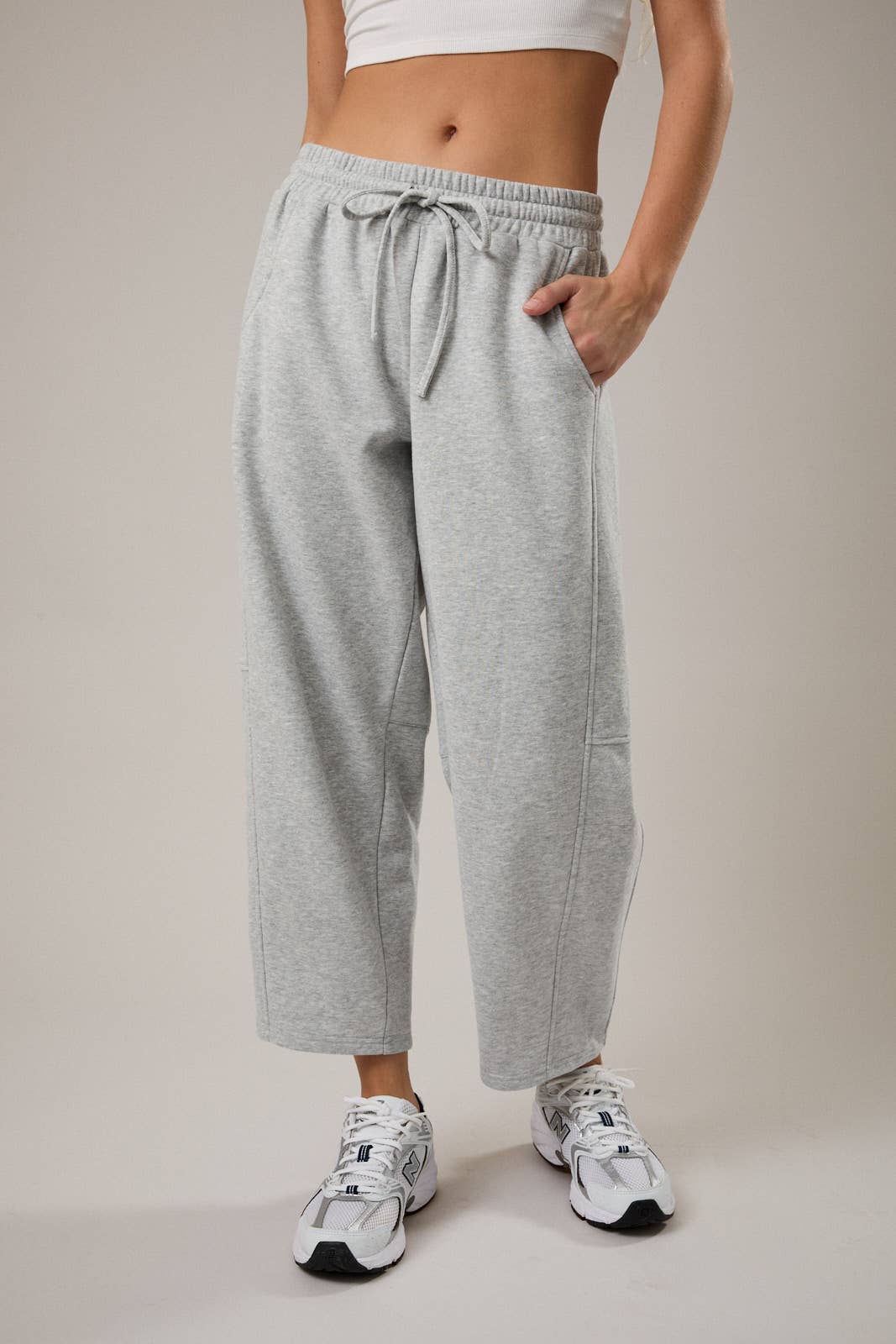 LOW WAIST BARREL SWEATPANTS: H GREY