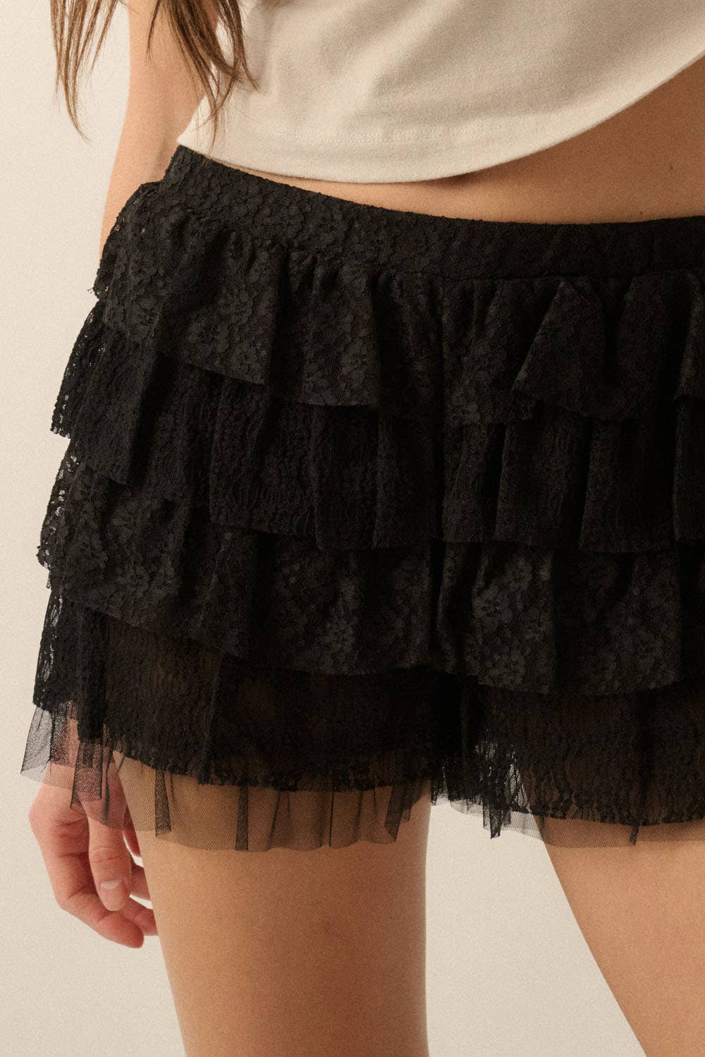 Ruffled Floral Lace and Mesh Bloomer Shorts: Black / L