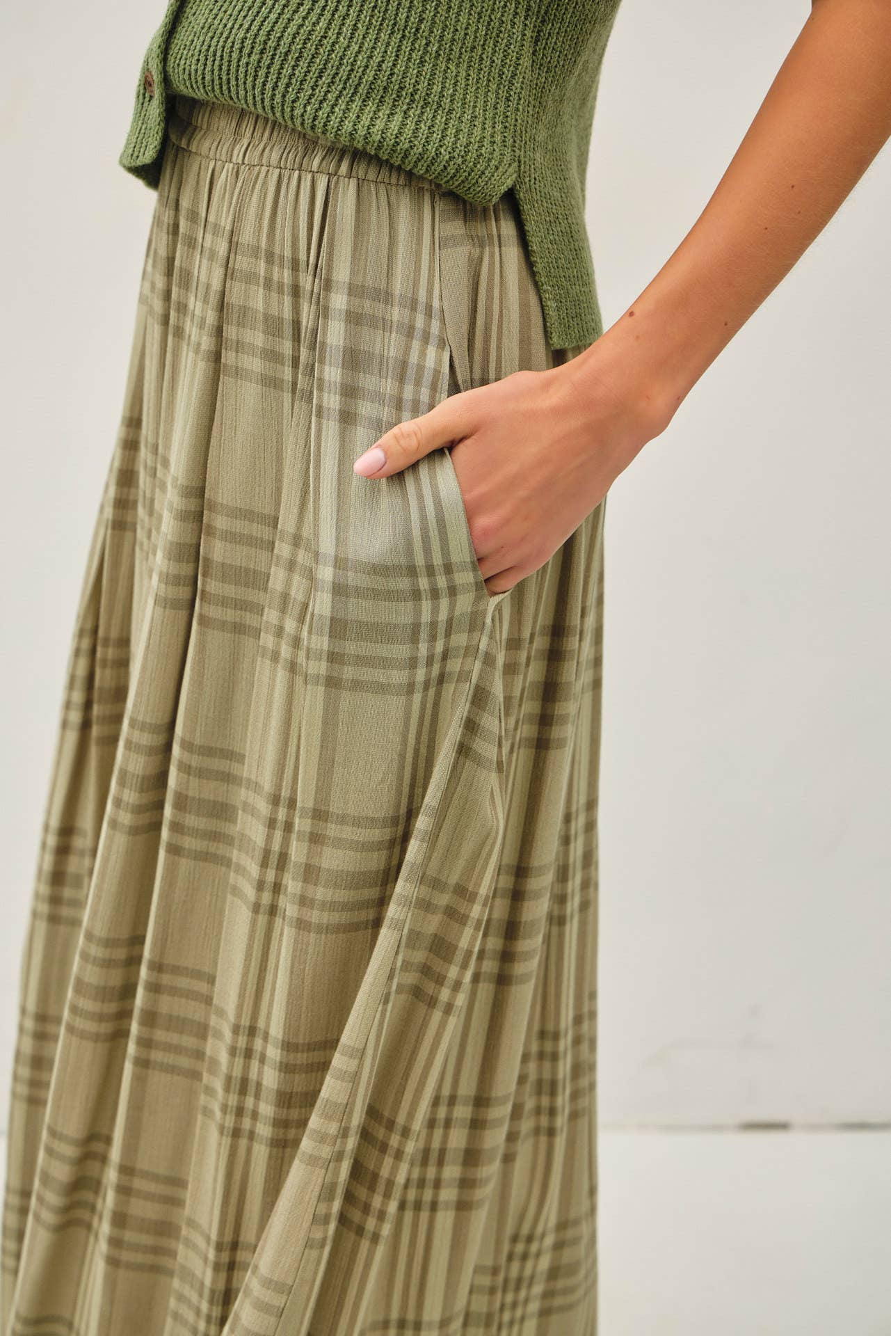 PLAID PRINTED PLEATS MIDI SKIRT : SPRUCE