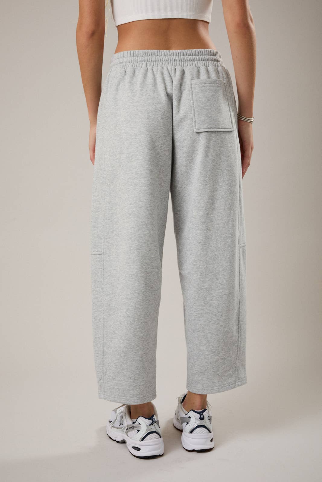 LOW WAIST BARREL SWEATPANTS: H GREY