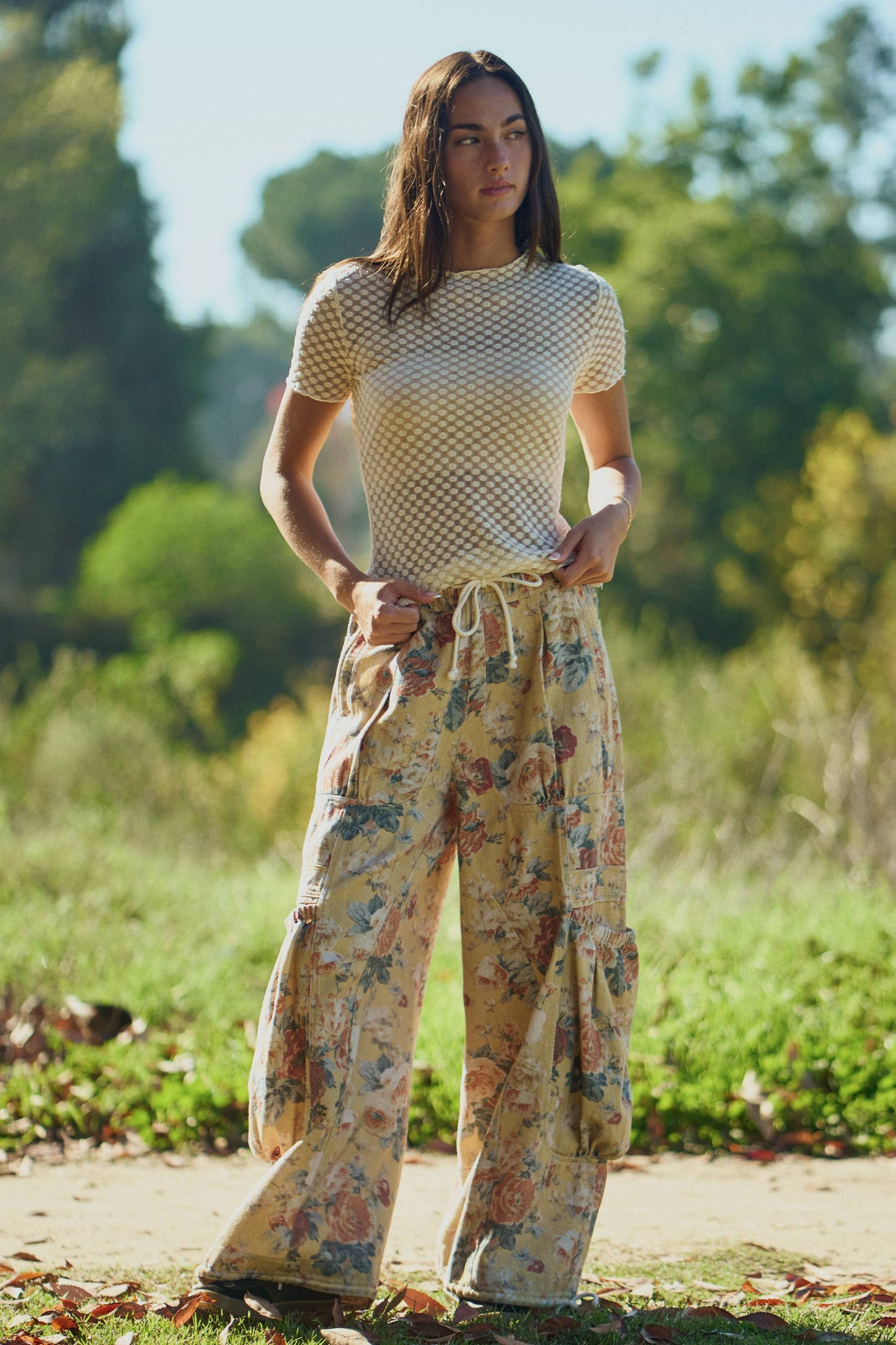 A New Arrival FLOWER PRINTED DENIM WAIST DROPPED POCKETS PANT: Yellow
