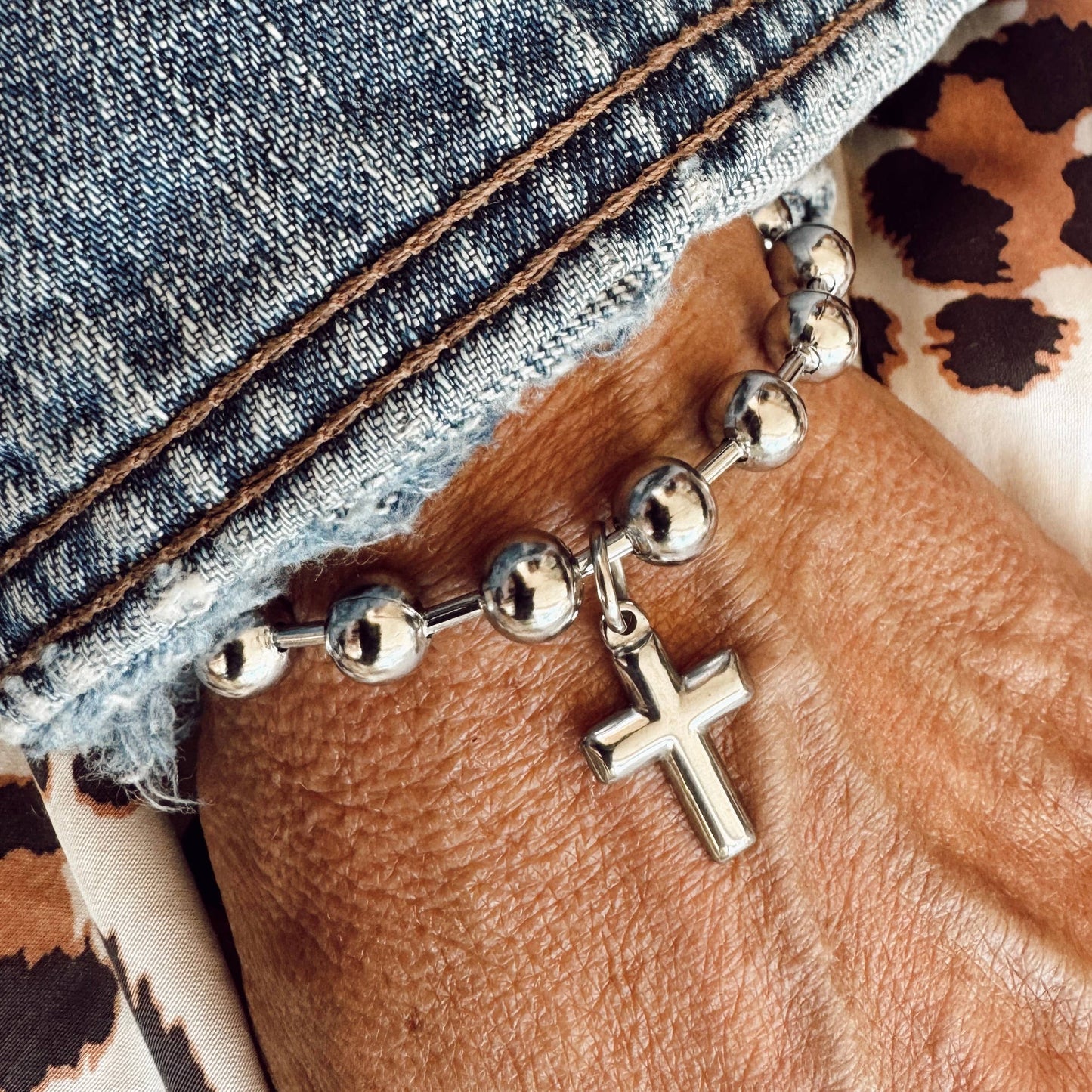 Stainless Steel Cross Charm Bracelet : 8