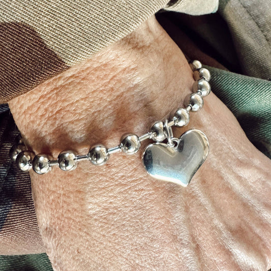 Stainless Steel Heart Charm Bracelet : 8