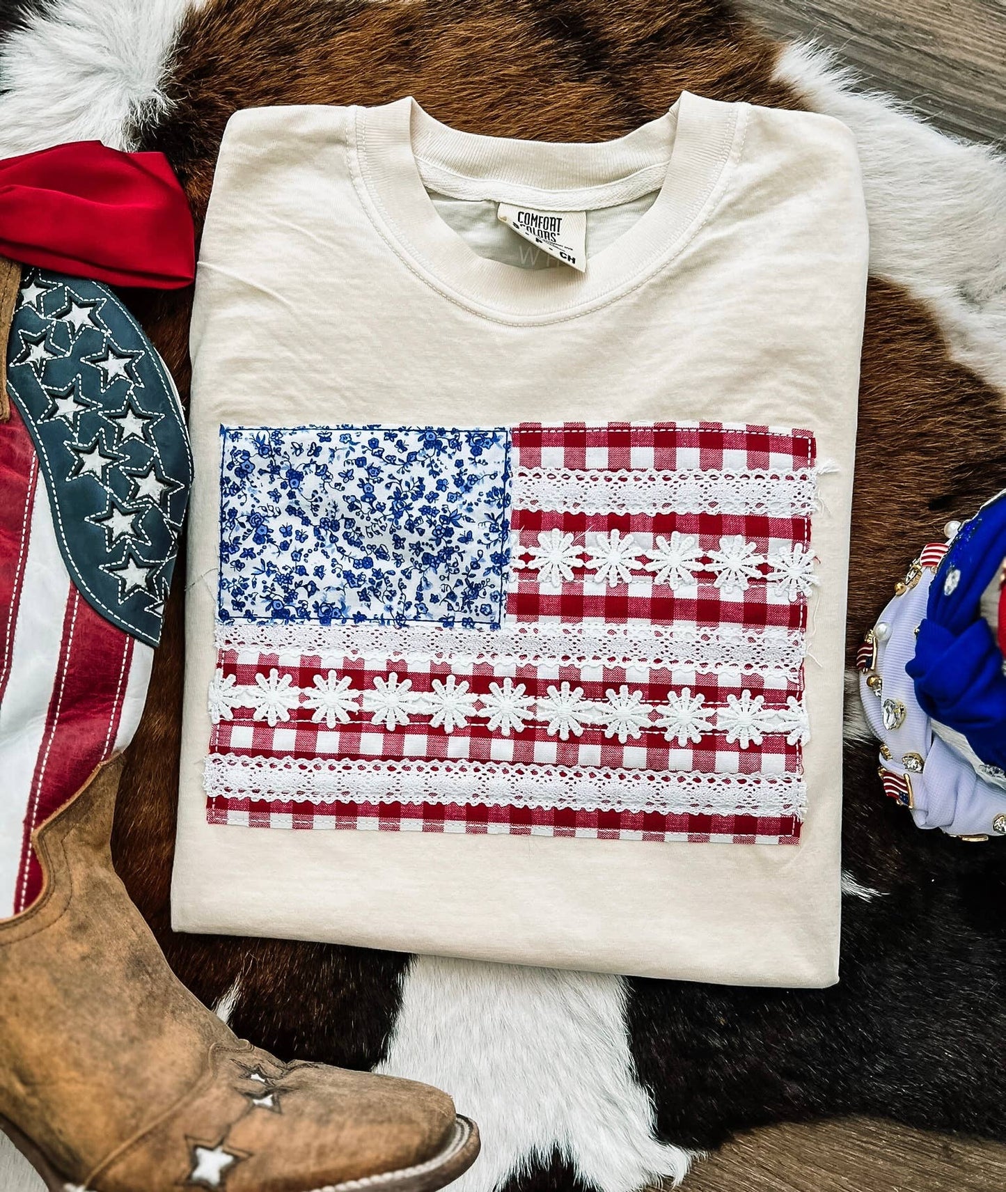 A New Arrival American Flag Daisy: Short Sleeve Cotton