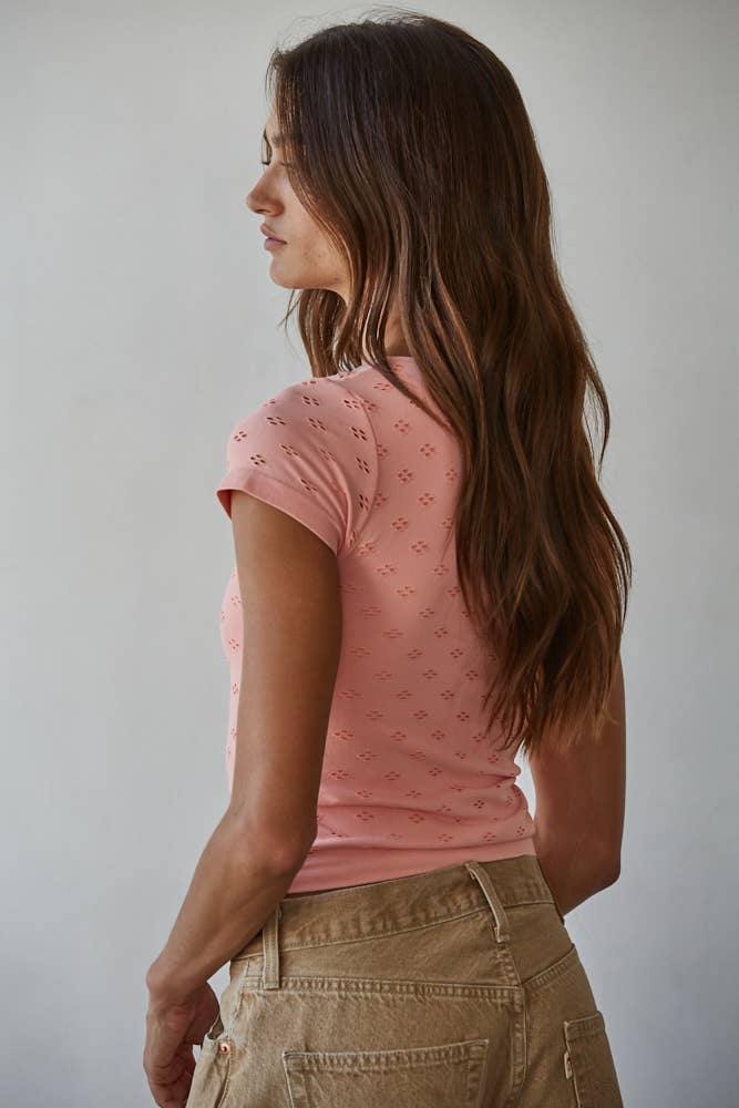 A New Arrival Seamless Eyelet Round Neck Short Sleeve Top: Peaches N Cream