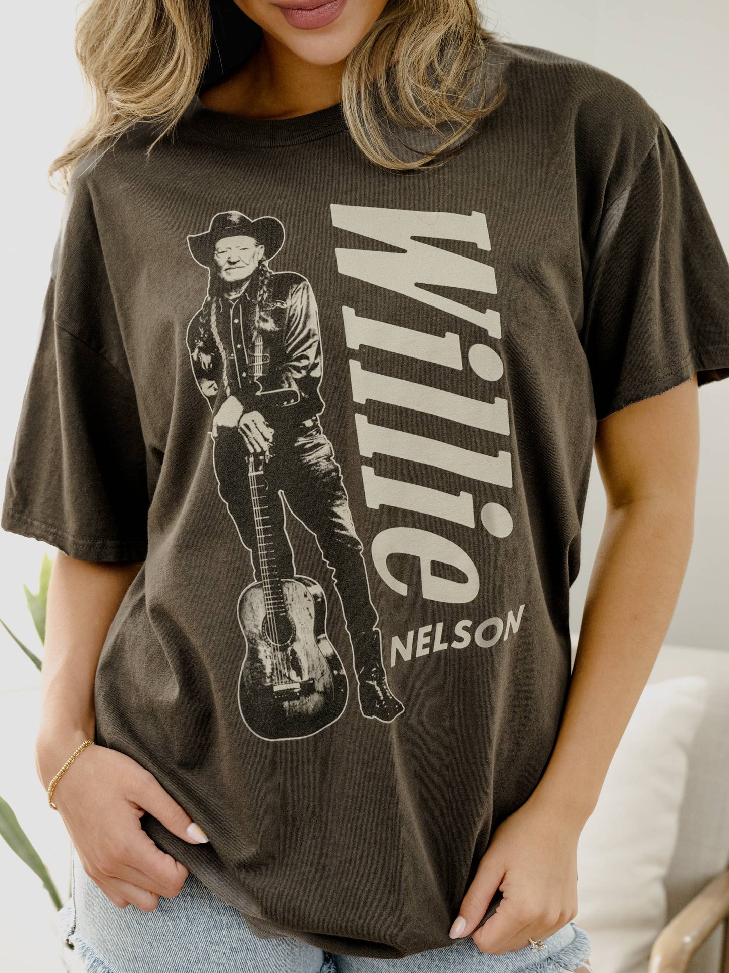 Willie Nelson Stand Charcoal Thrifted Licensed Graphic Tee: XL