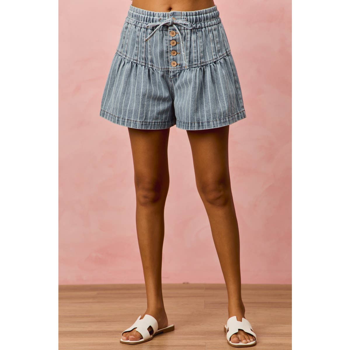 A New Arrival STRIPE FLARED PINTUCK DETAIL DENIM SHORTS