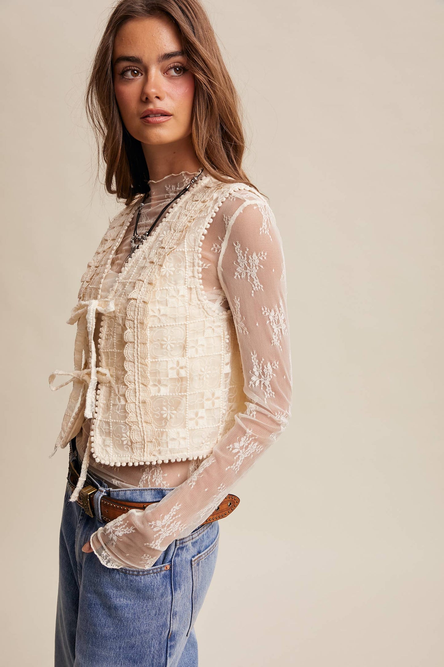 A New Arrival Embroidered Lace Tie-Front : Ecru