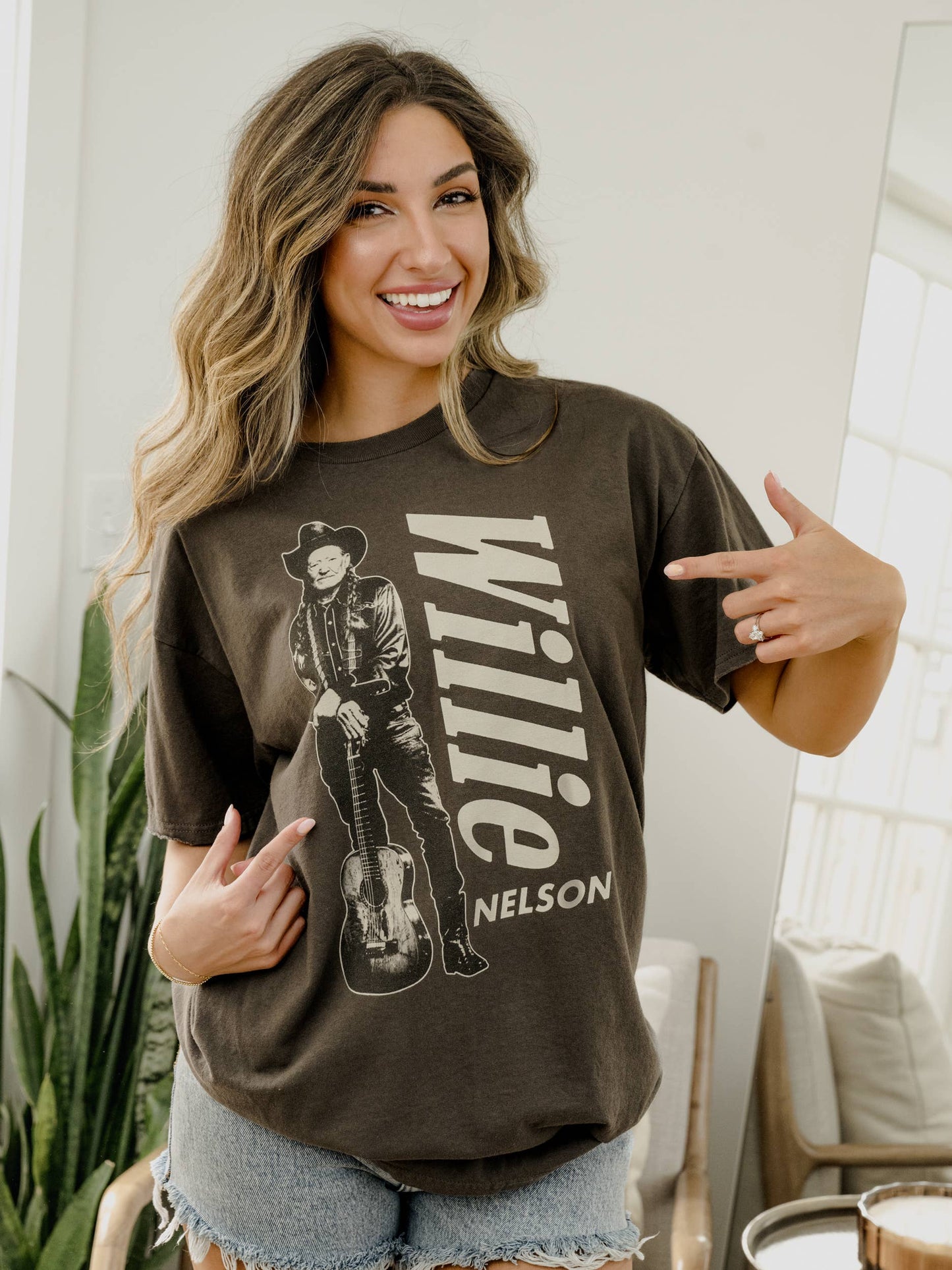 Willie Nelson Stand Charcoal Thrifted Licensed Graphic Tee: XL