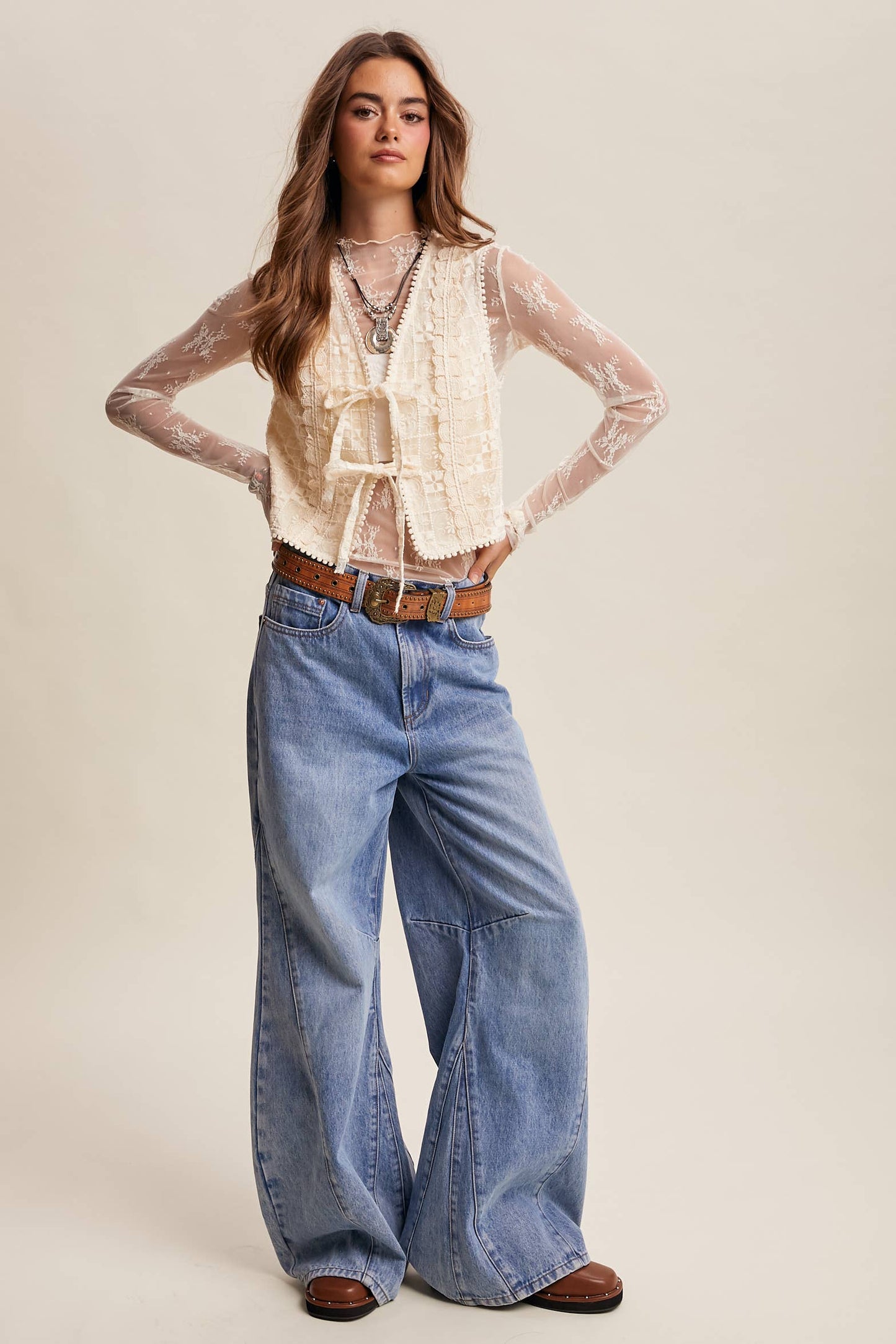A New Arrival Embroidered Lace Tie-Front : Ecru