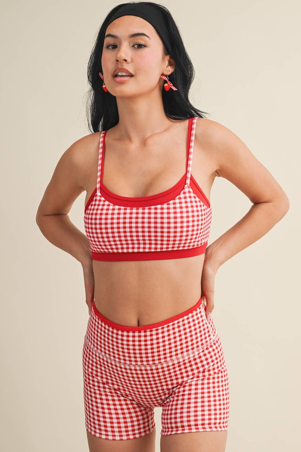 A New Arrival Gingham Print Double Layered Sports Bra: Red Gingham