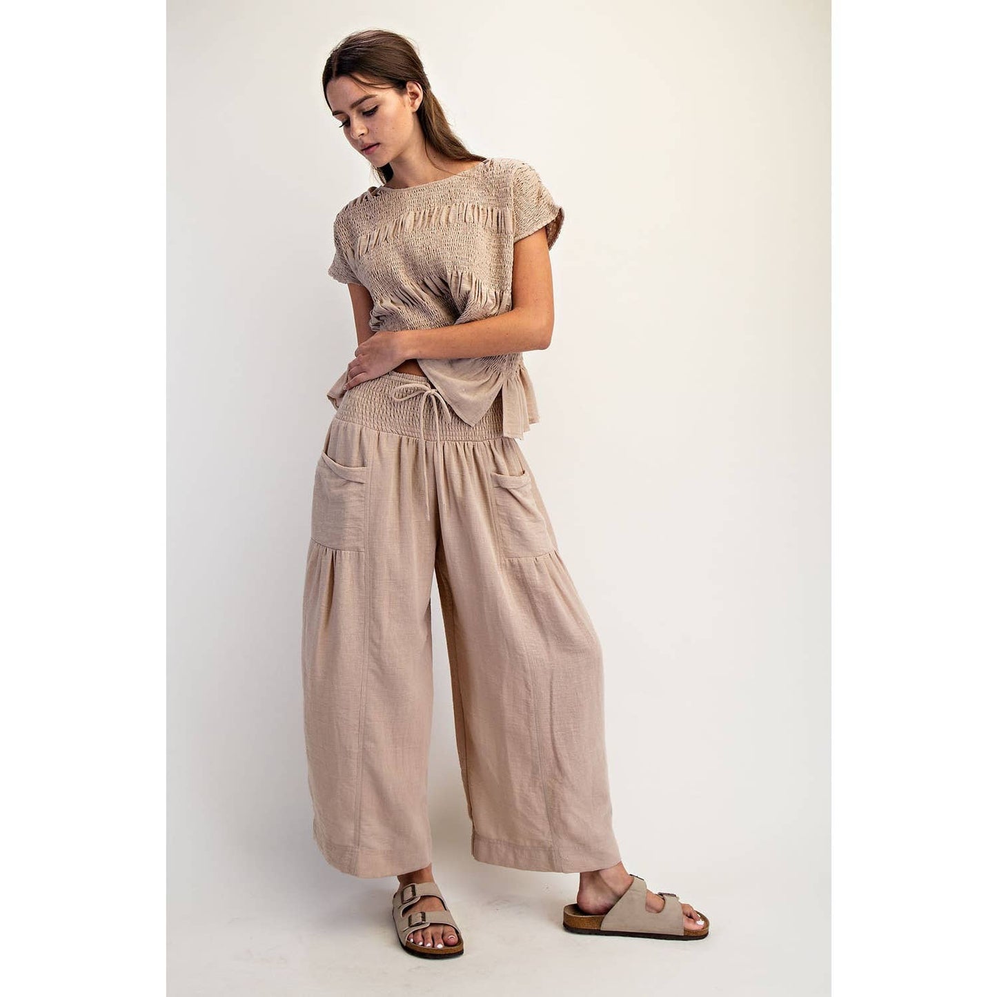 A New Arrival: BAGGY WIDE LEG CROPPED PANTS: Taupe