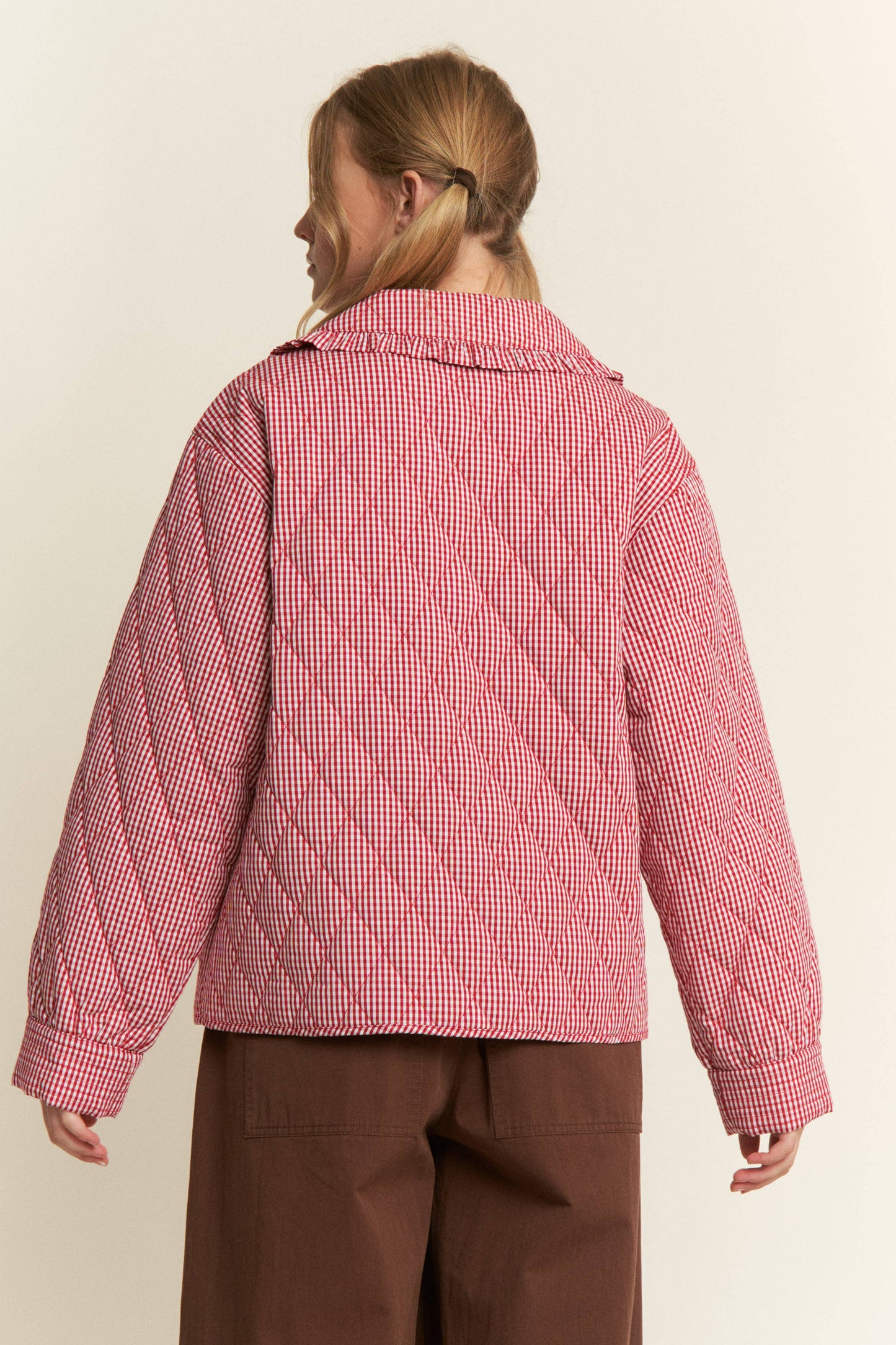 Gingham Collared Tie Front Quilted Jacket: Red