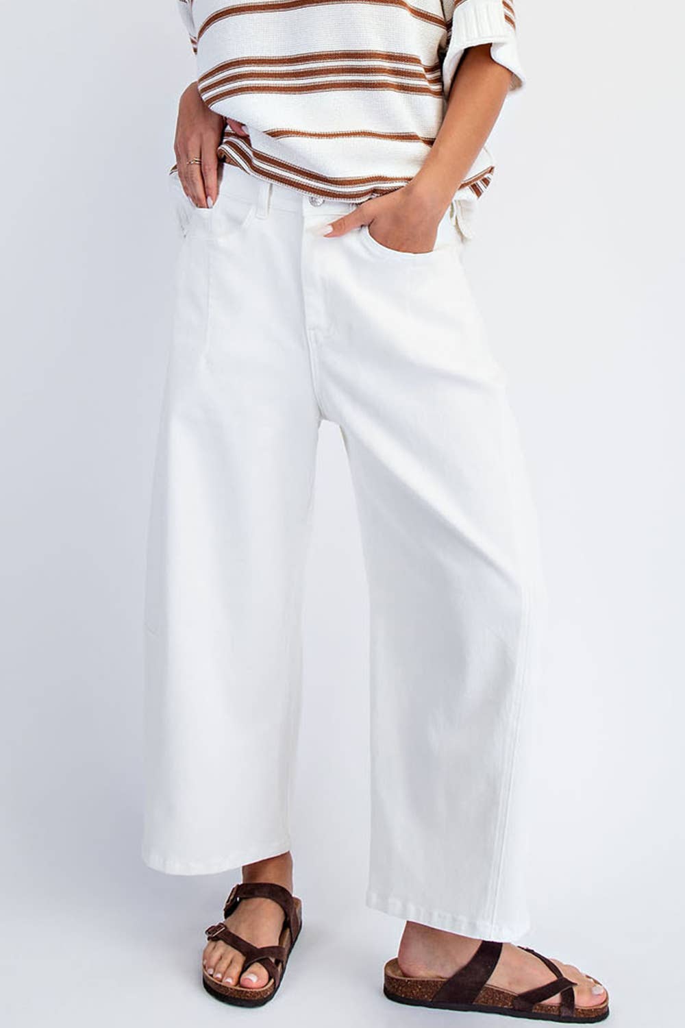 A New Arrival: MID RISE BARREL COTTON TWILL JEANS: Off White