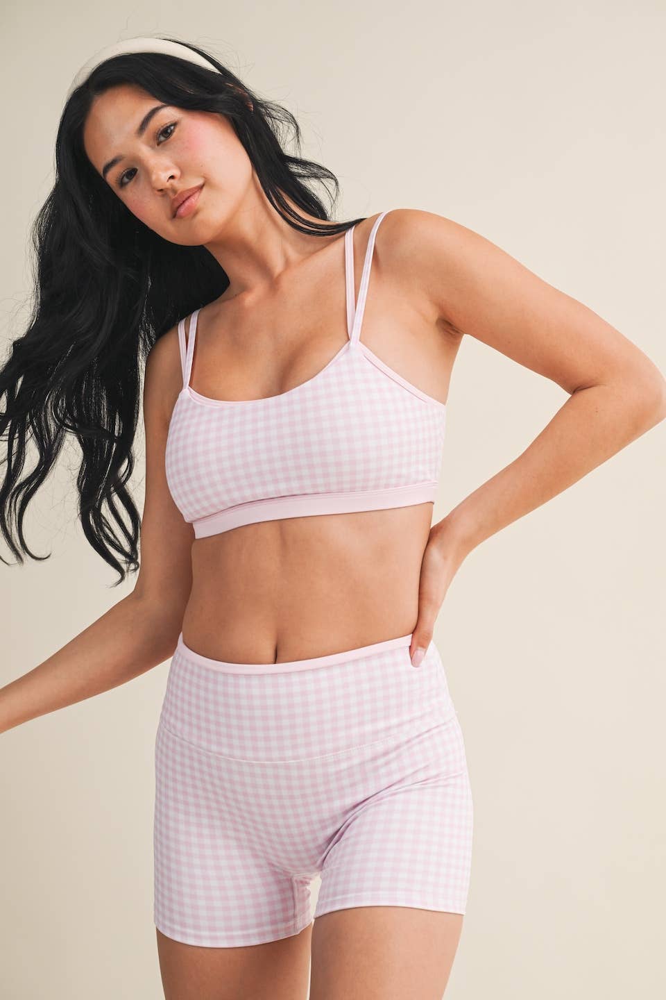 A New Arrival Gingham Print Double Layered Sports Bra: Red Gingham