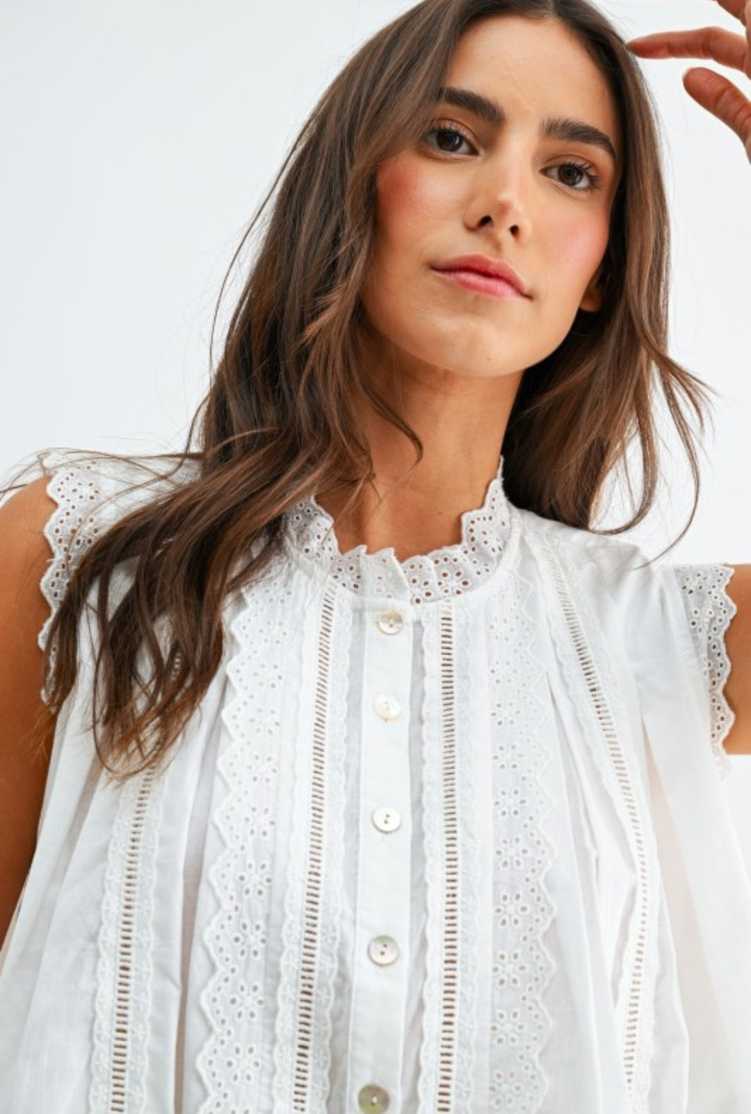 A New Arrival.          BRODERIE ANGLAISE SLEEVELESS COTTON Blouse